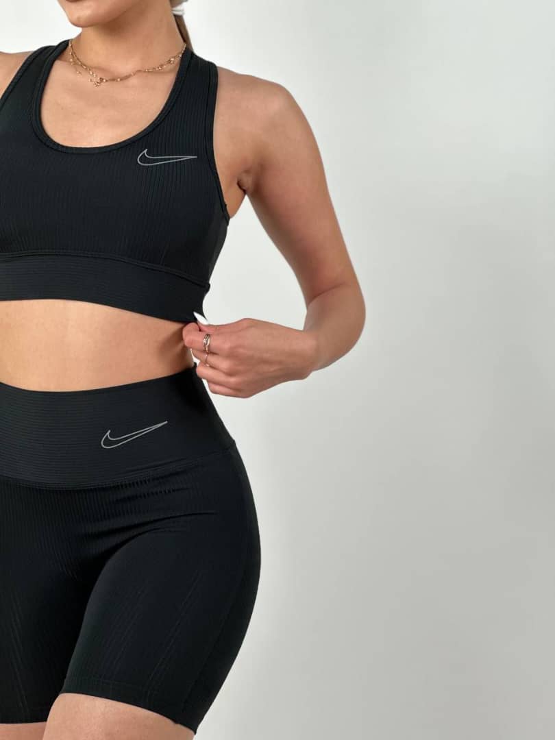 نیم تنه و شورتک اسپرت زنانه