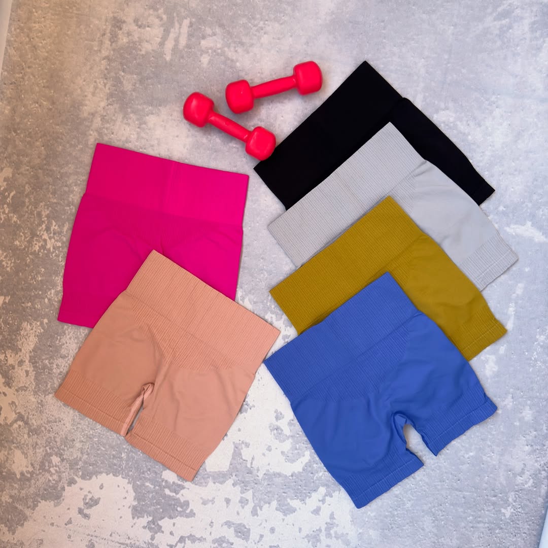 شورتک زنانه سیملس رنگی پشت چیندار برند نانو اسپرت کد 163